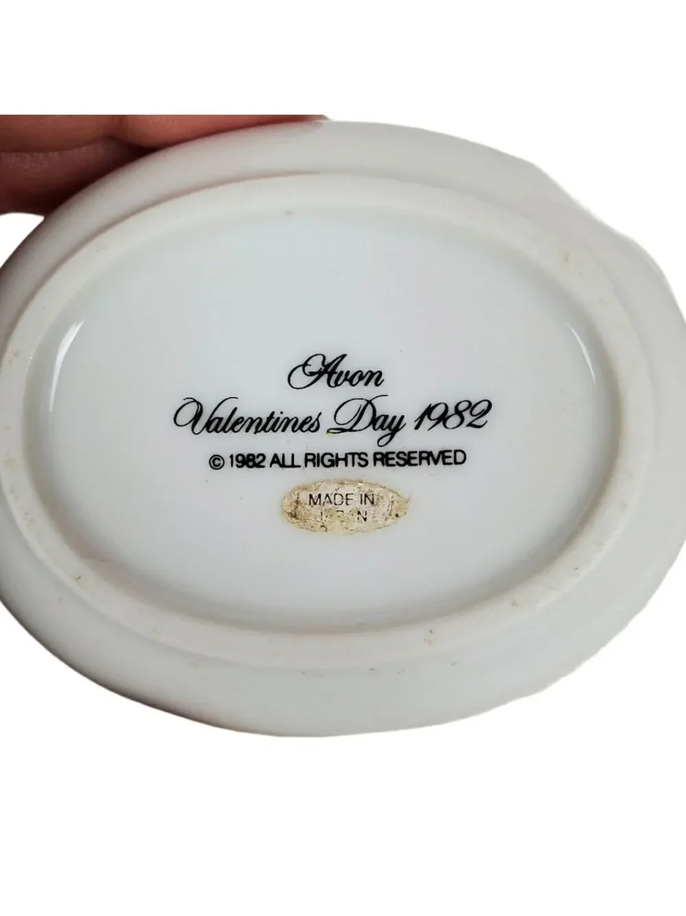 Vtg floral Rose porcelain trinket box 22k gold